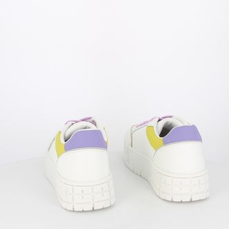Sneakers da donna con dettagli colorati