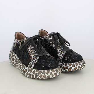 Sneakers da donna con dettagli maculati