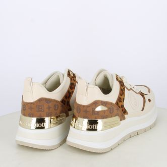 Sneakers da donna con dettagli maculati