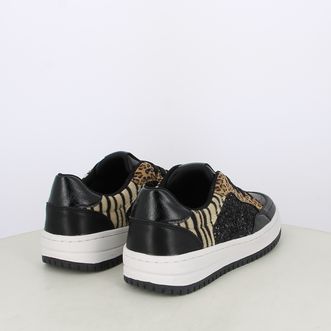 Sneakers da donna con dettagli animalier