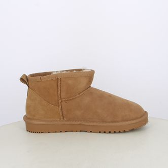 Stivaletti da donna con pelliccia