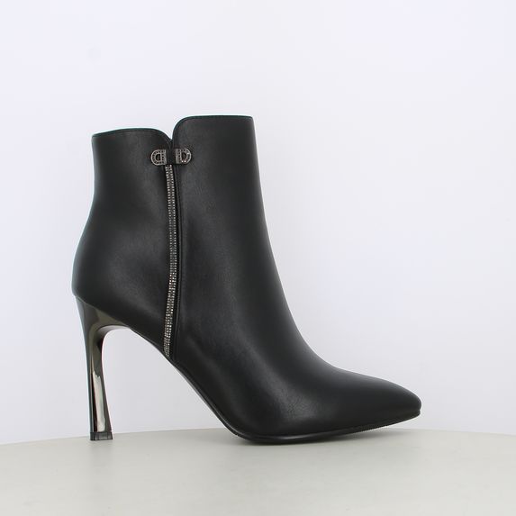 Stivaletti da donna con dettaglio strass