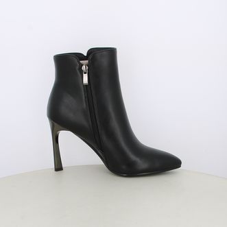 Stivaletti da donna con dettaglio strass