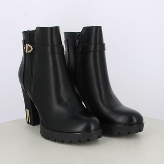 Stivaletti da donna con tacco