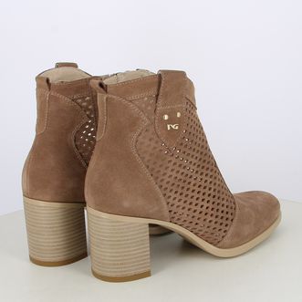 Stivaletti da donna e615110d