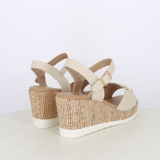 Sandali da donna con morsetto