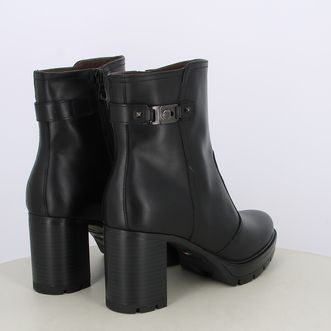 Stivaletti da donna i618042d