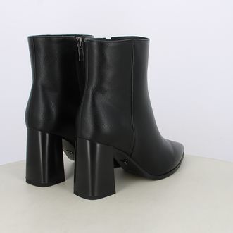 Stivaletti da donna con zip